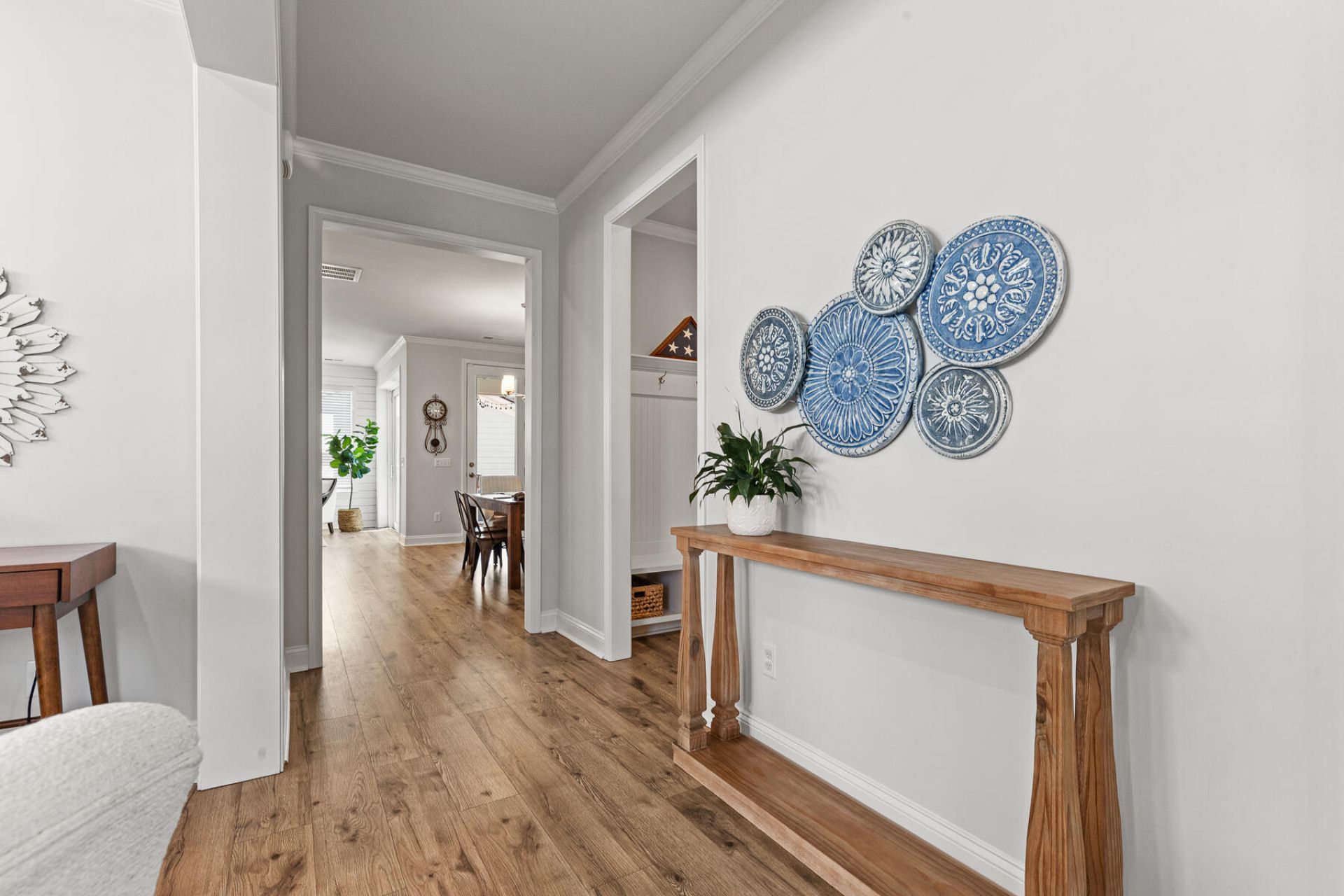 403 Cool Bend Lane Photo 6