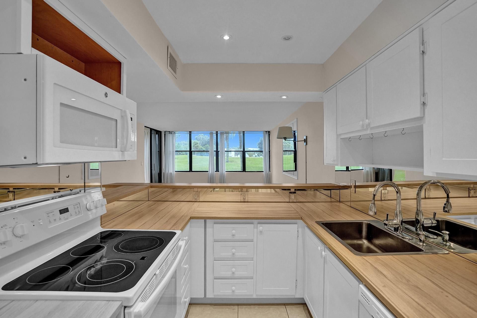 16300 Golf Club Road, Unit 109, Weston, FL 33326 Photo