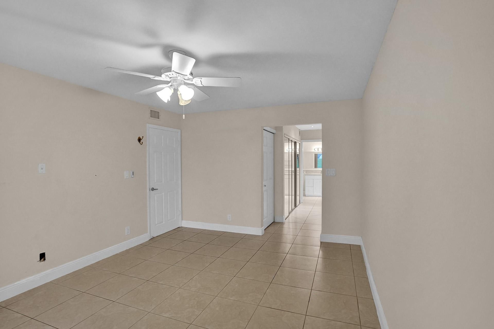 16300 Golf Club Road, Unit 109, Weston, FL 33326 Photo