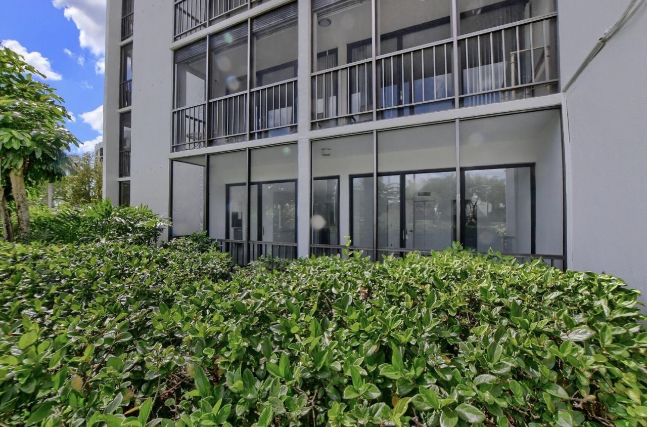 6815 Willow Wood Drive, Unit 4012, Boca Raton, FL 33434 Photo