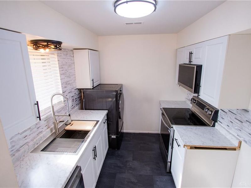 1612 Mars Hill Drive, Unit F, West Carrollton, OH 45449 Photo 10