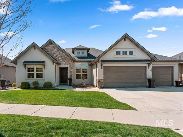 2871 S Fox Run Avenue, Eagle, ID 83616