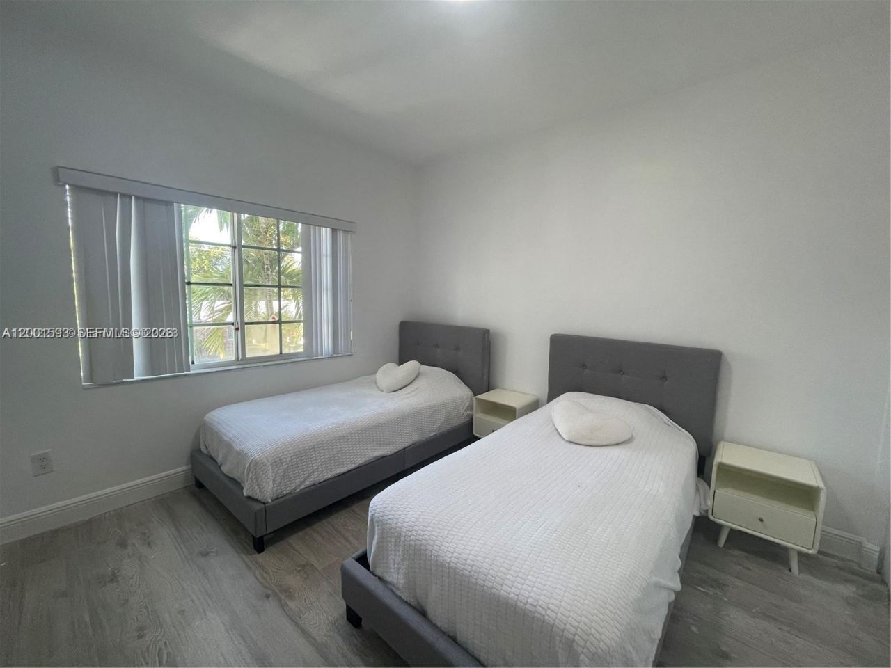 3450-3470 NW 17th Ter, Oakland Park, FL 33309 Photo