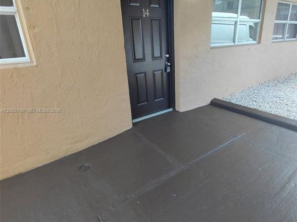 5435 W 24th Ave, Unit 14, Hialeah, FL 33016
