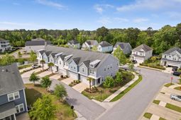 2886 Eddy Drive photo 4