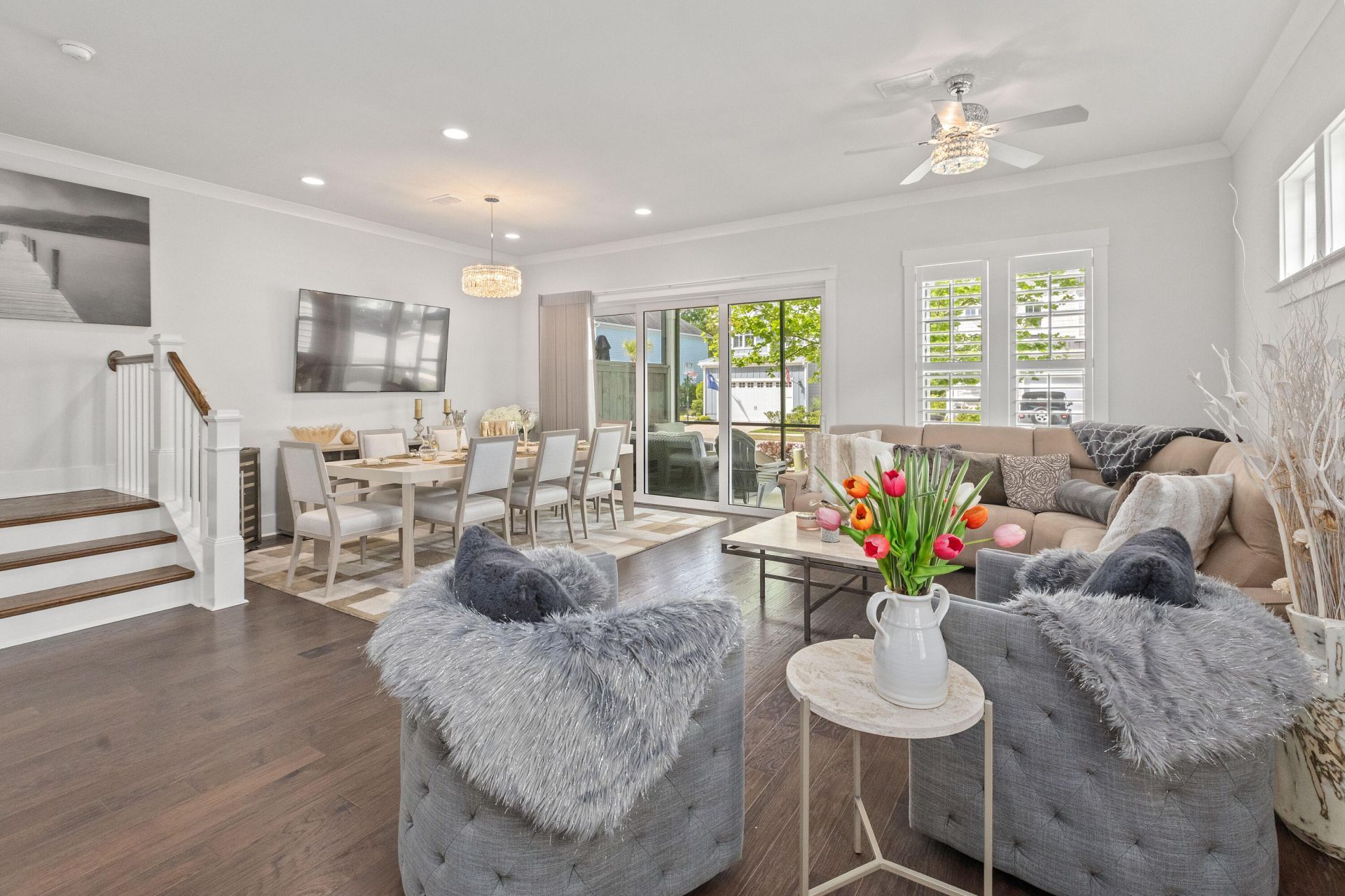 2886 Eddy Drive Photo 5