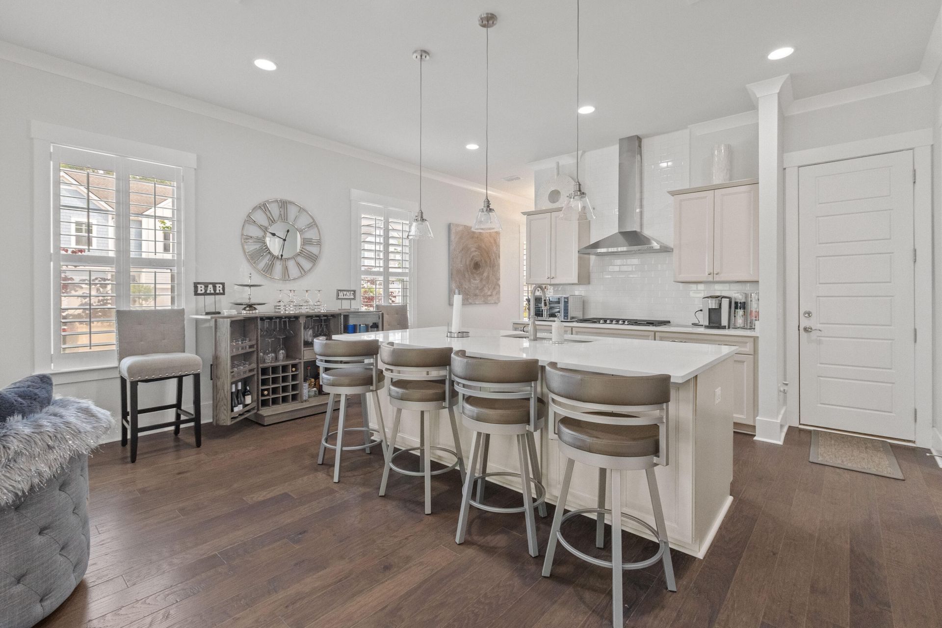 2886 Eddy Drive Photo 6