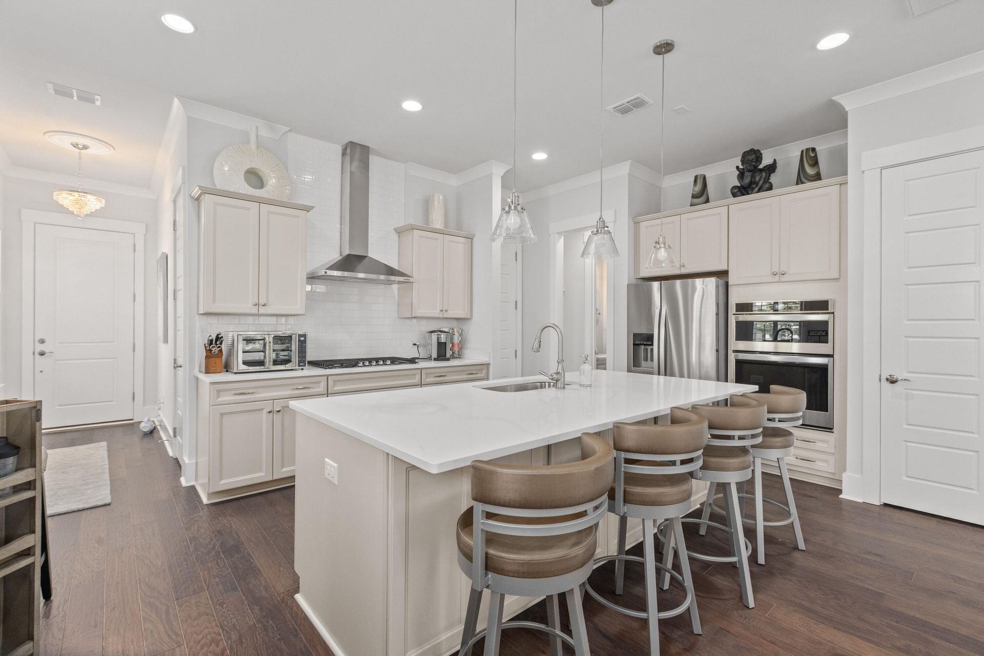 2886 Eddy Drive Photo 8