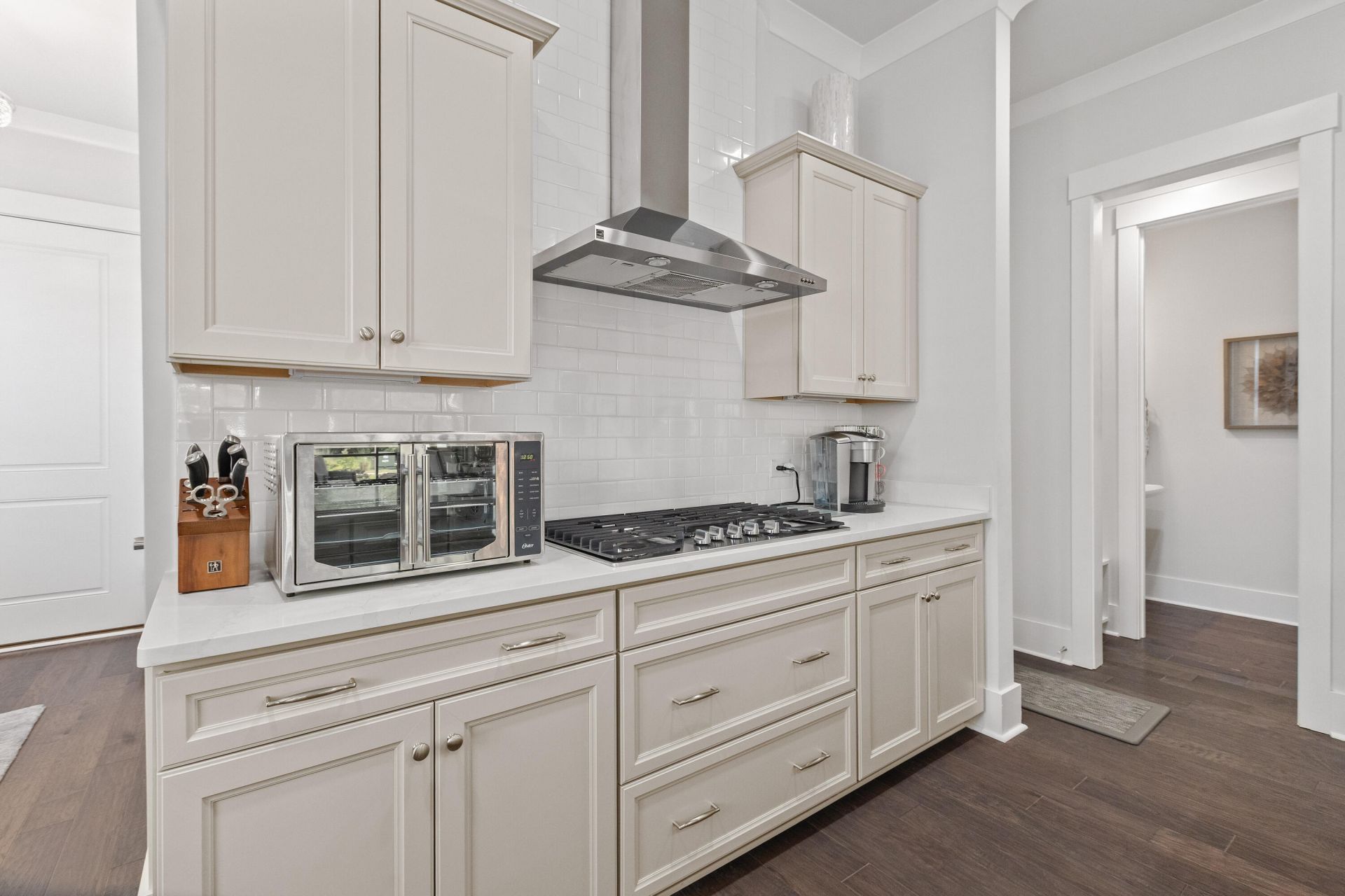 2886 Eddy Drive Photo 9