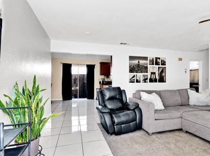 414 Jill Cir, Stockton, CA 95210 Photo