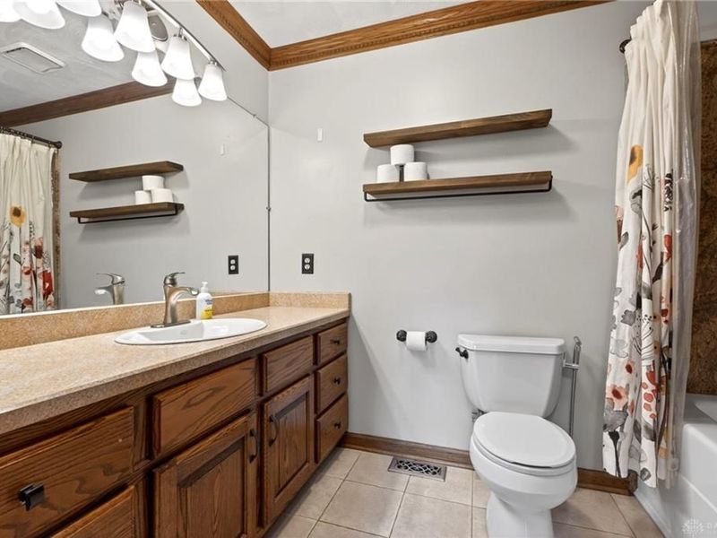 9367 Artz Road, Huber Heights, OH 45344 Photo 33