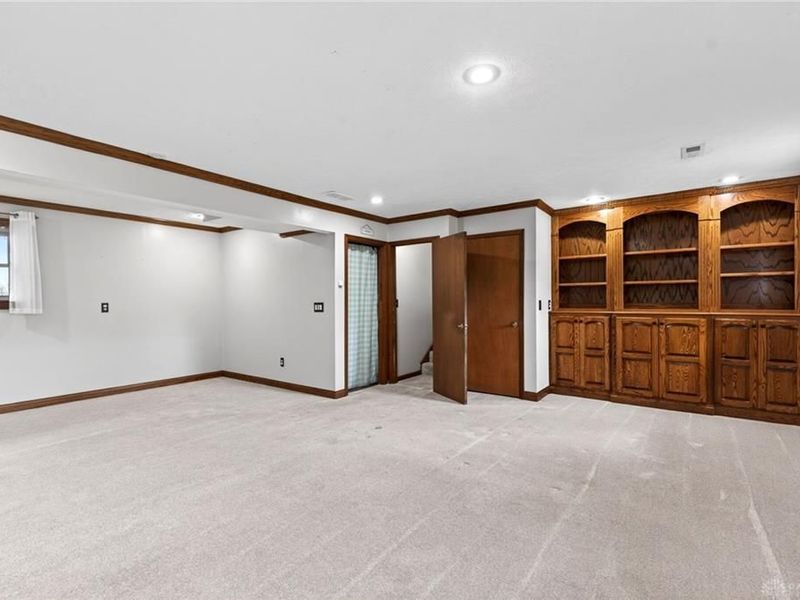 9367 Artz Road, Huber Heights, OH 45344 Photo 40