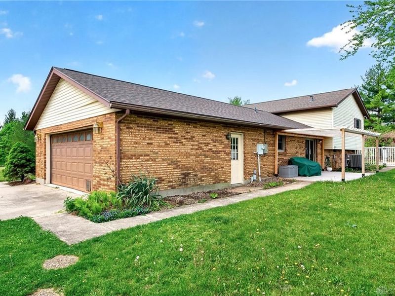 9367 Artz Road, Huber Heights, OH 45344 Photo 47