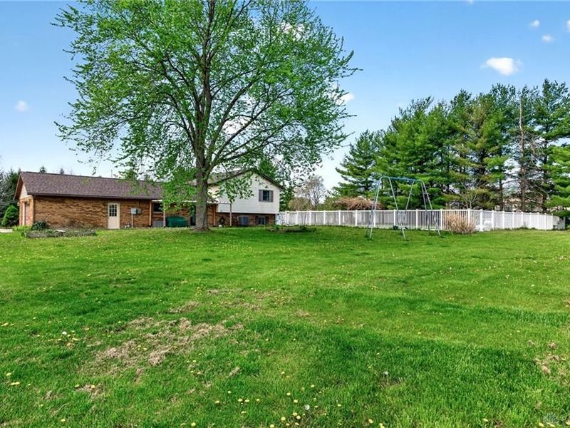 9367 Artz Road, Huber Heights, OH 45344 Photo 57