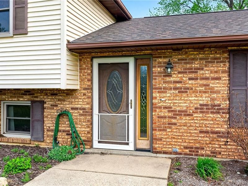 9367 Artz Road, Huber Heights, OH 45344 Photo 7