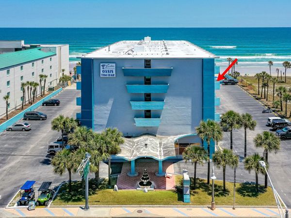 313 S Atlantic Avenue, Daytona Beach, FL 32118
