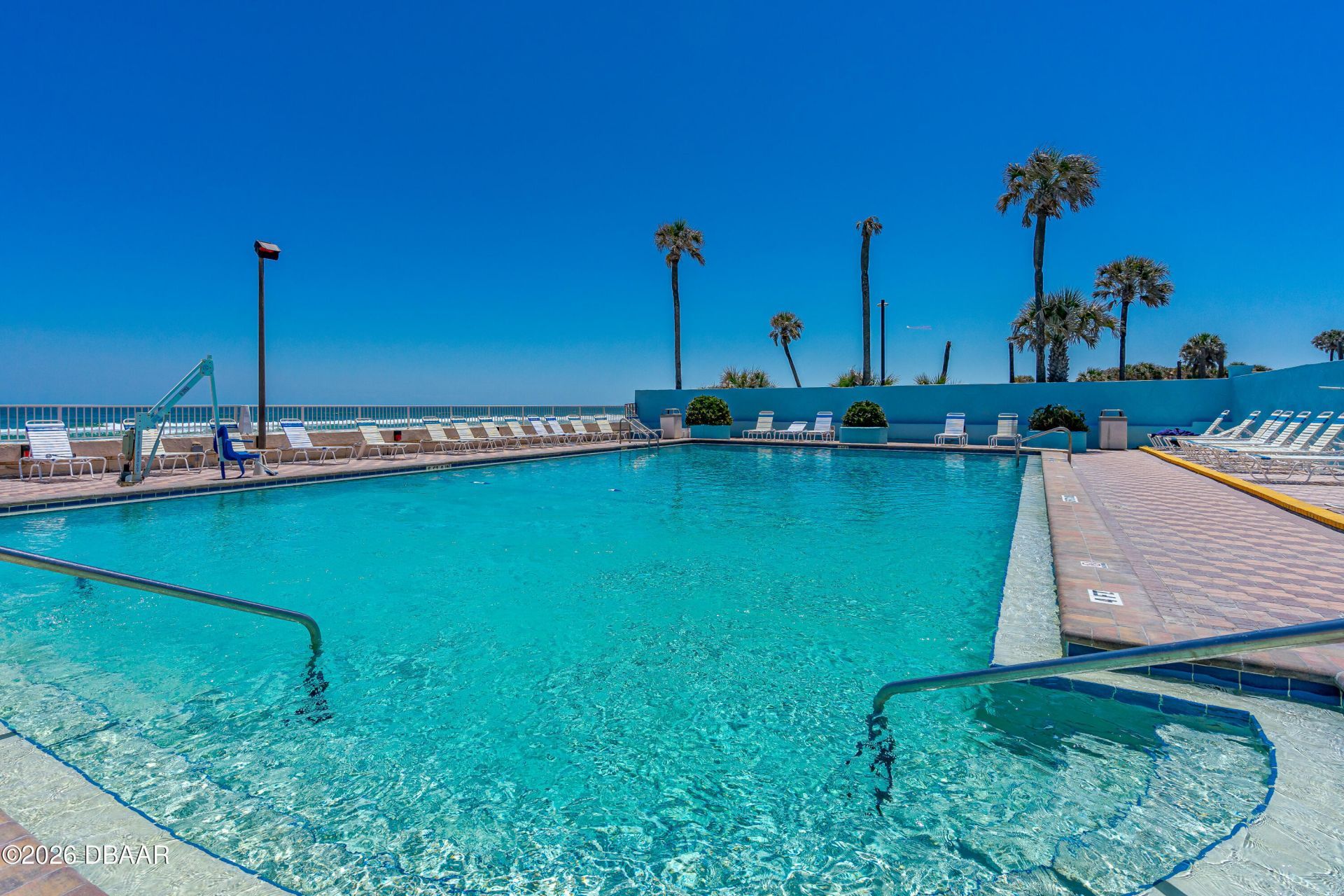 313 S Atlantic Avenue, Daytona Beach, FL 32118 Photo