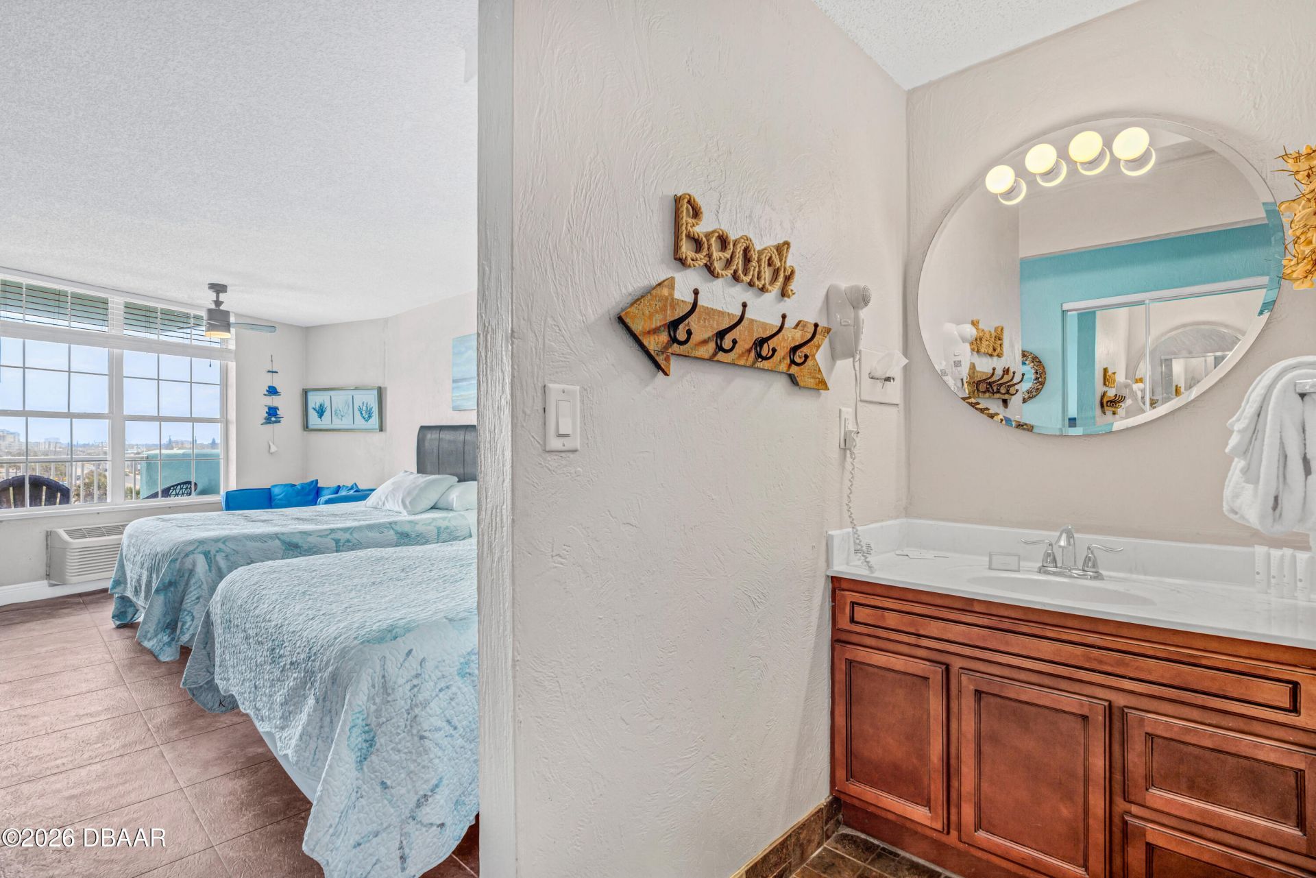 313 S Atlantic Avenue, Daytona Beach, FL 32118 Photo