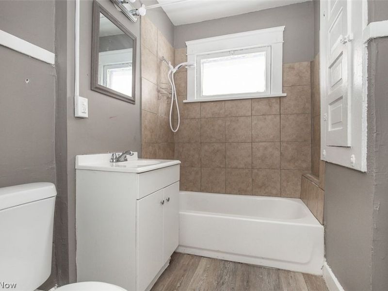 3233 E 132nd Street, Cleveland, OH 44120 Photo 13