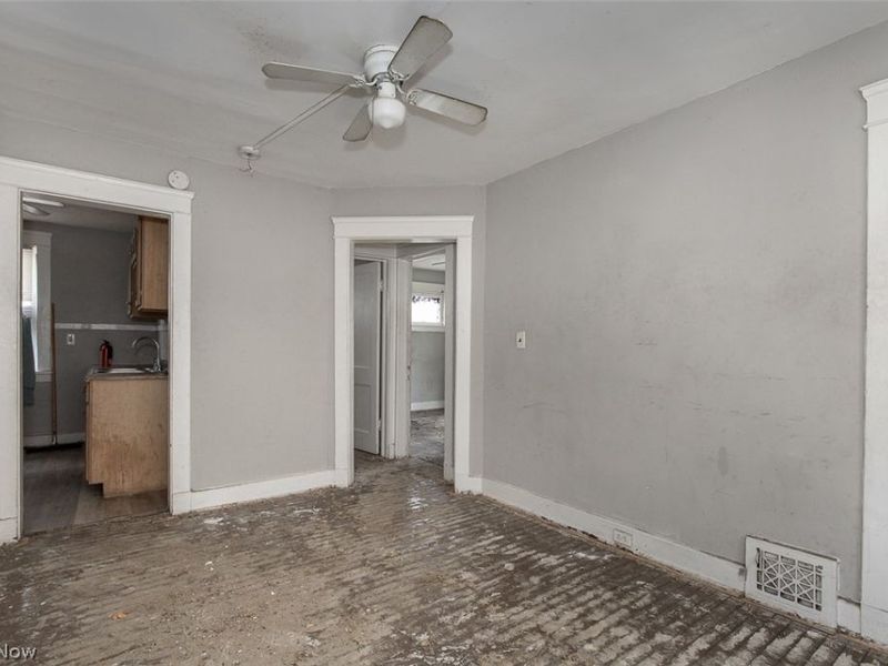 3233 E 132nd Street, Cleveland, OH 44120 Photo 23