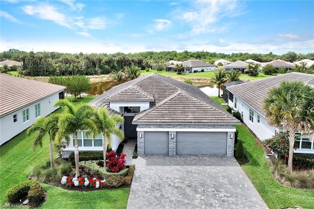 11628 Periwinkle Dr, Naples, FL 34120 Main Photo