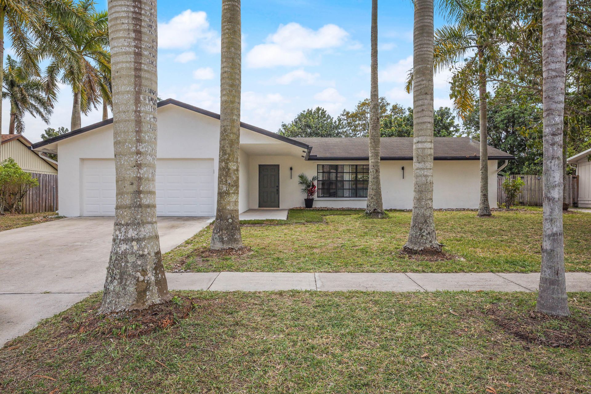 430 La Mancha Avenue, Royal Palm Beach, FL 33411 Photo
