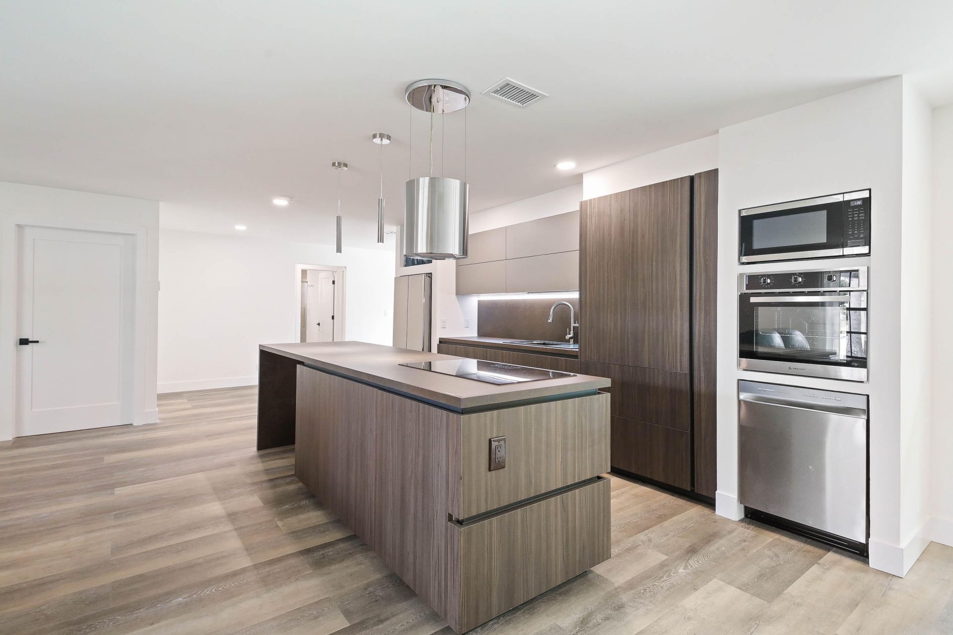 430 La Mancha Avenue, Royal Palm Beach, FL 33411 Photo