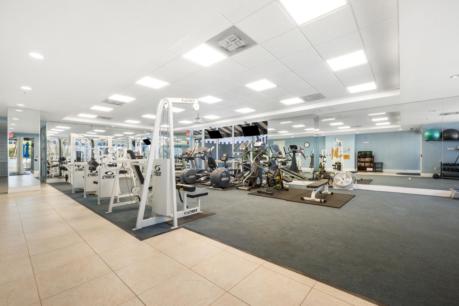 701 SE 21st Avenue, Unit 201, Deerfield Beach, FL 33441 Photo