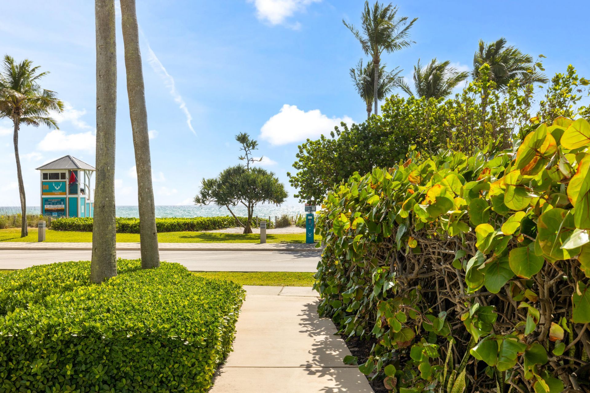 701 SE 21st Avenue, Unit 201, Deerfield Beach, FL 33441 Photo