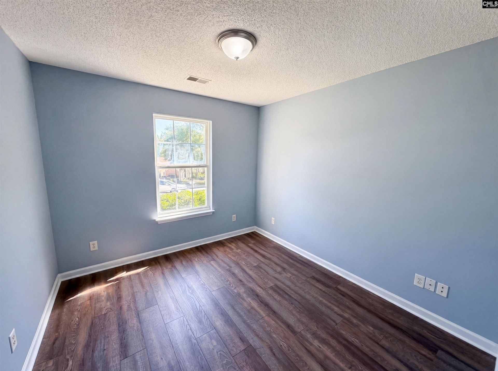 126 Westshire Place  Photo 12