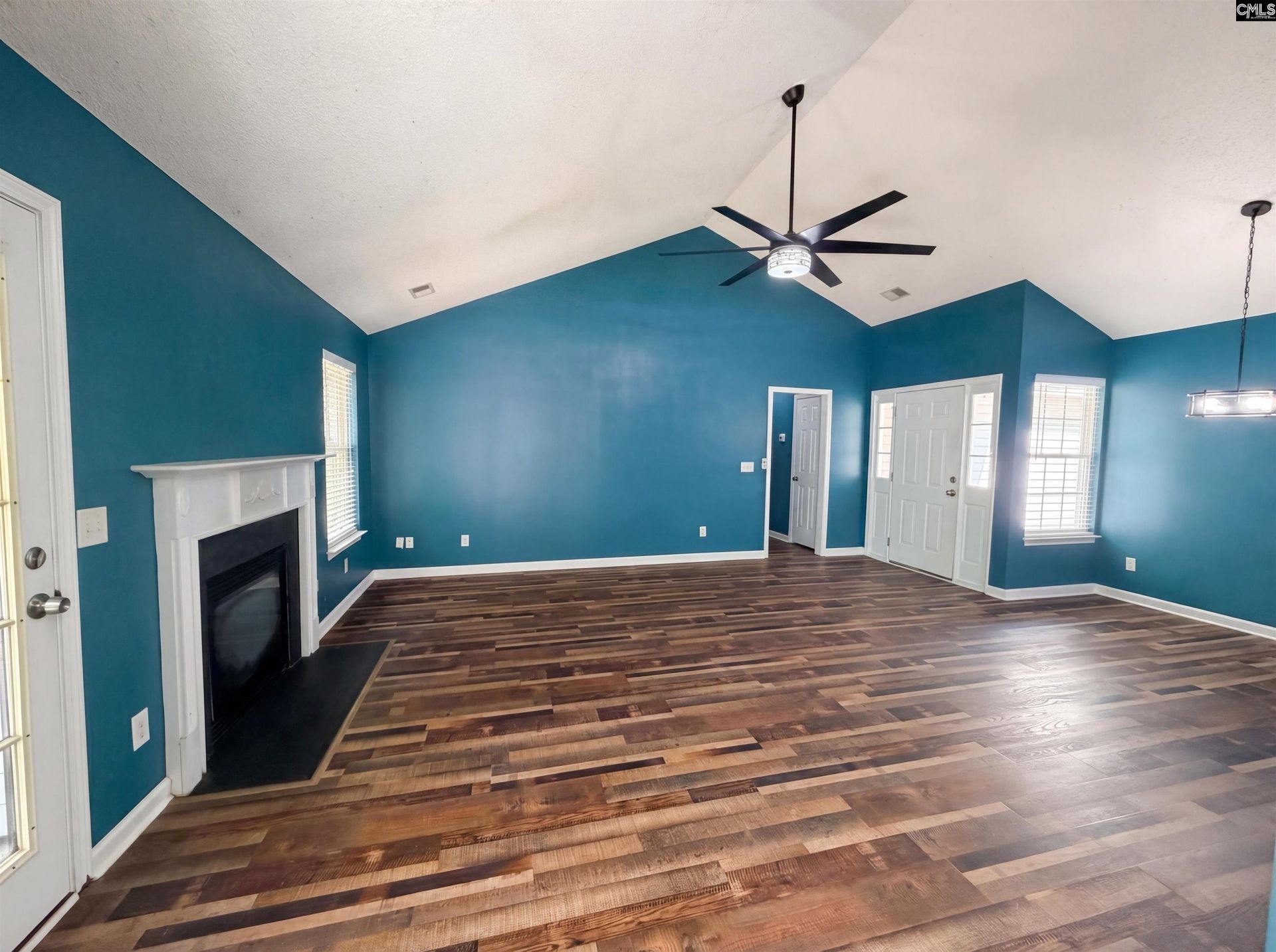 126 Westshire Place  Photo 8