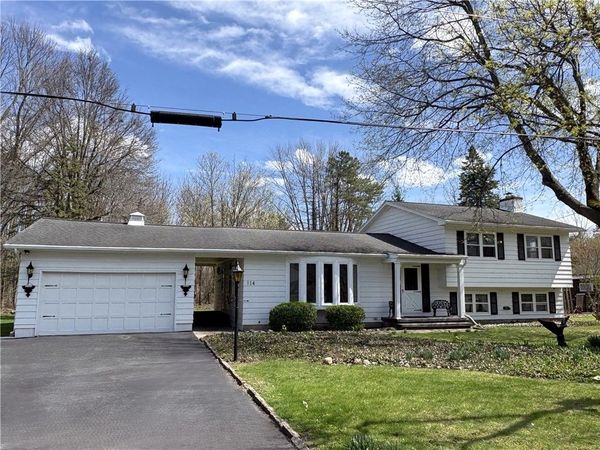 114 Norris Dr , Waterloo, NY 13165