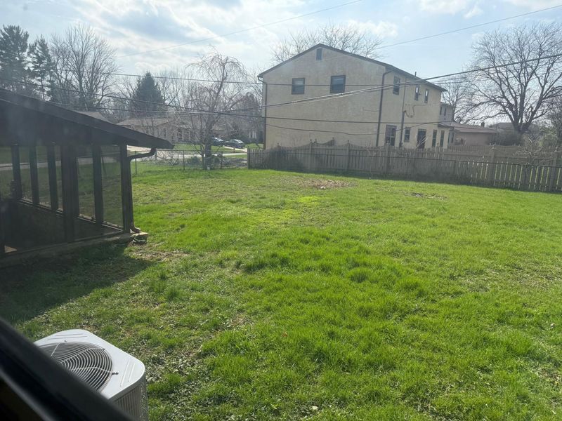 1239 Bradshire Drive, Columbus, OH 43220 Photo 13