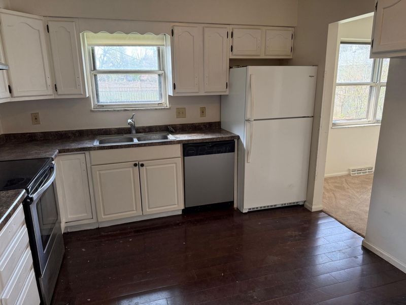 1239 Bradshire Drive, Columbus, OH 43220 Photo 18