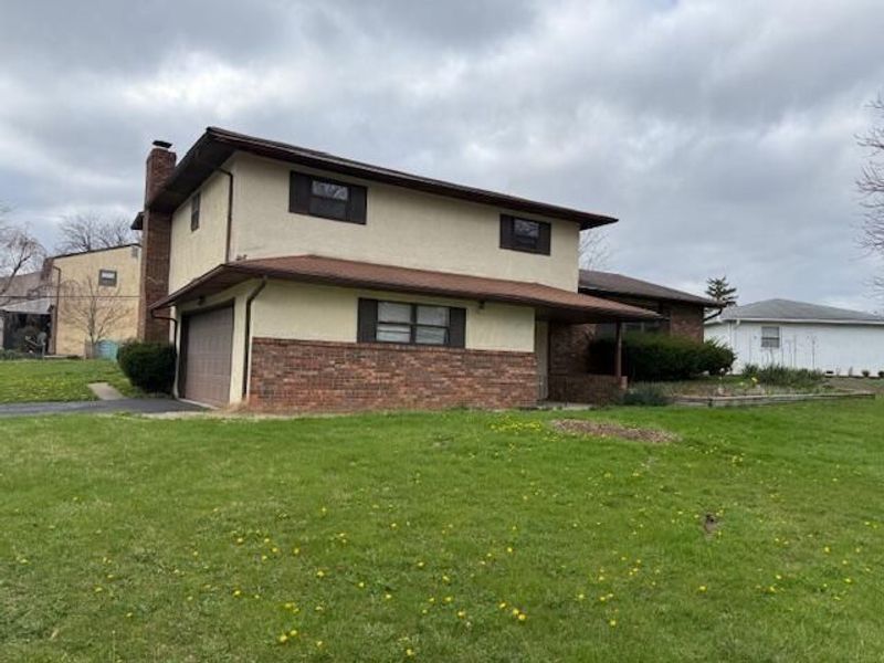 1239 Bradshire Drive, Columbus, OH 43220 Photo 6