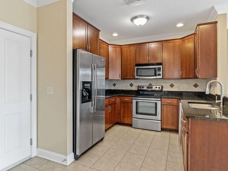 953 Ingleside Avenue, Unit 312, Columbus, OH 43215 Photo 3