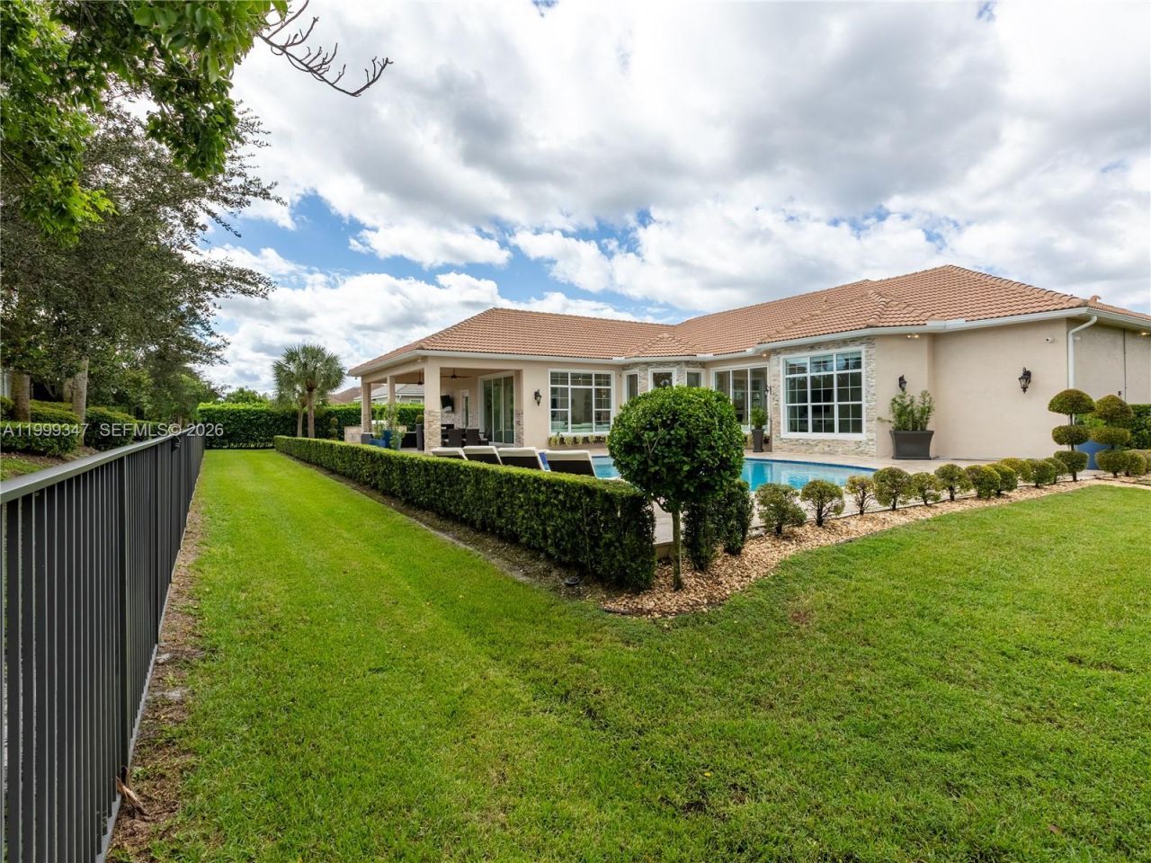 4950 E Sterling Ranch Cir , Davie, FL 33314 Photo