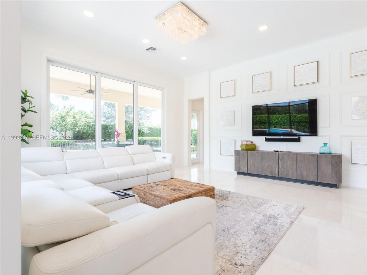 4950 E Sterling Ranch Cir , Davie, FL 33314 Photo