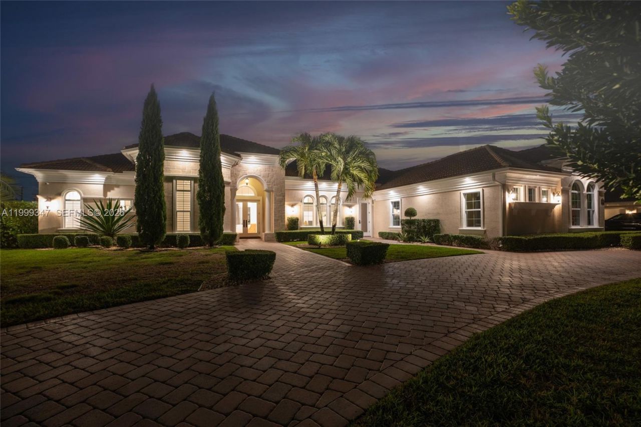 4950 E Sterling Ranch Cir, Davie, FL 33314 Photo