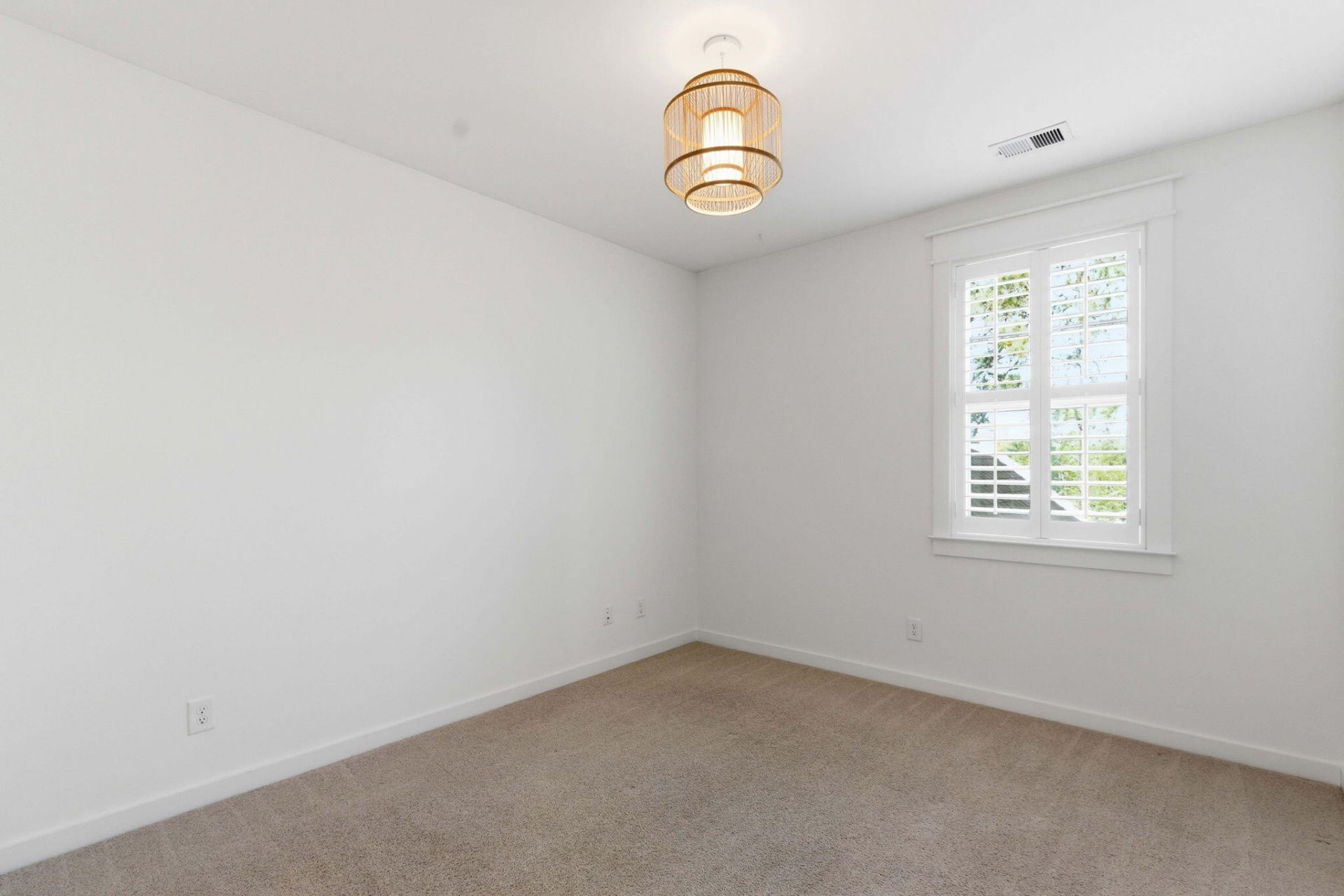 1420 Eutaw Battalion Drive Photo 34