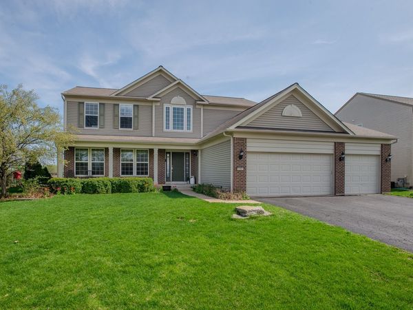 2382 Emerald Lane , Yorkville, IL 60560
