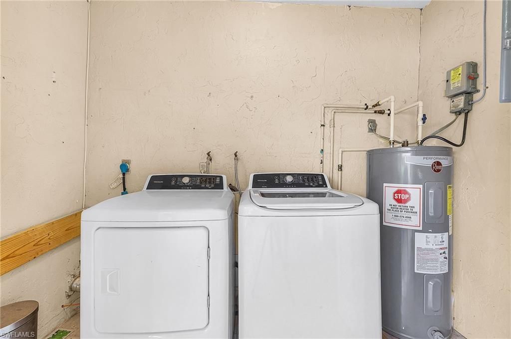 3906 SE 11th Pl, Unit 604, Cape Coral, FL 33904 Photo