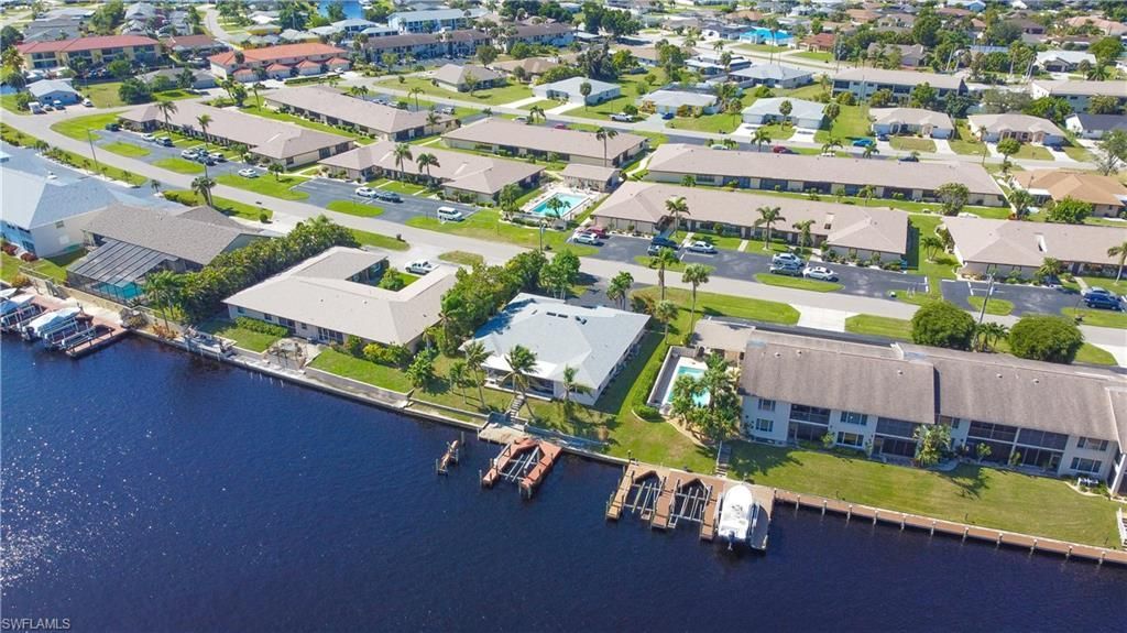 3906 SE 11th Pl, Unit 604, Cape Coral, FL 33904 Photo