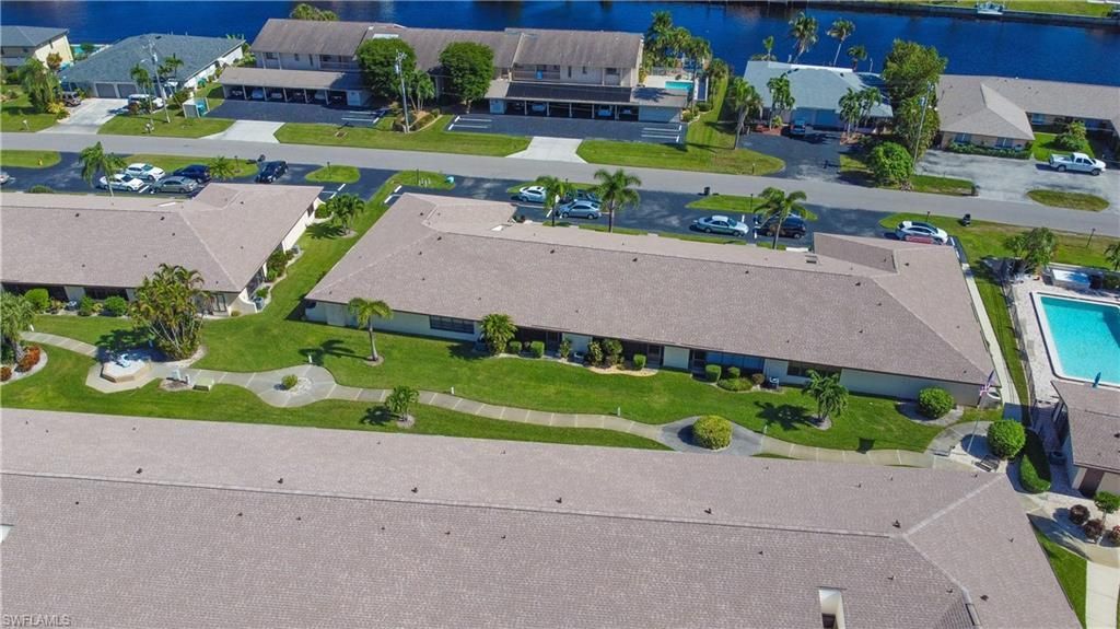 3906 SE 11th Pl, Unit 604, Cape Coral, FL 33904 Photo