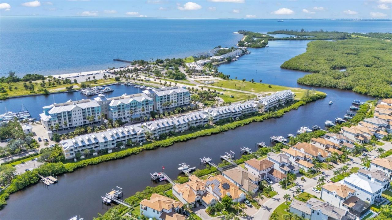 549 Bahia Beach Boulevard, Ruskin, FL 33570 Photo
