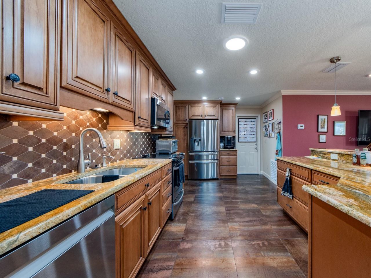 9227 143rd Street, Seminole, FL 33776 Photo