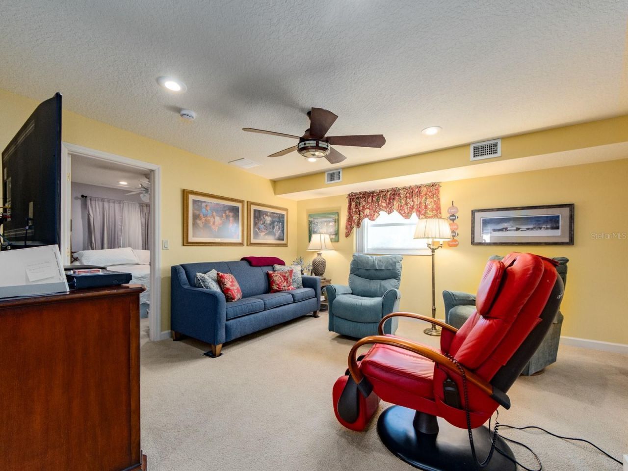 9227 143rd Street, Seminole, FL 33776 Photo