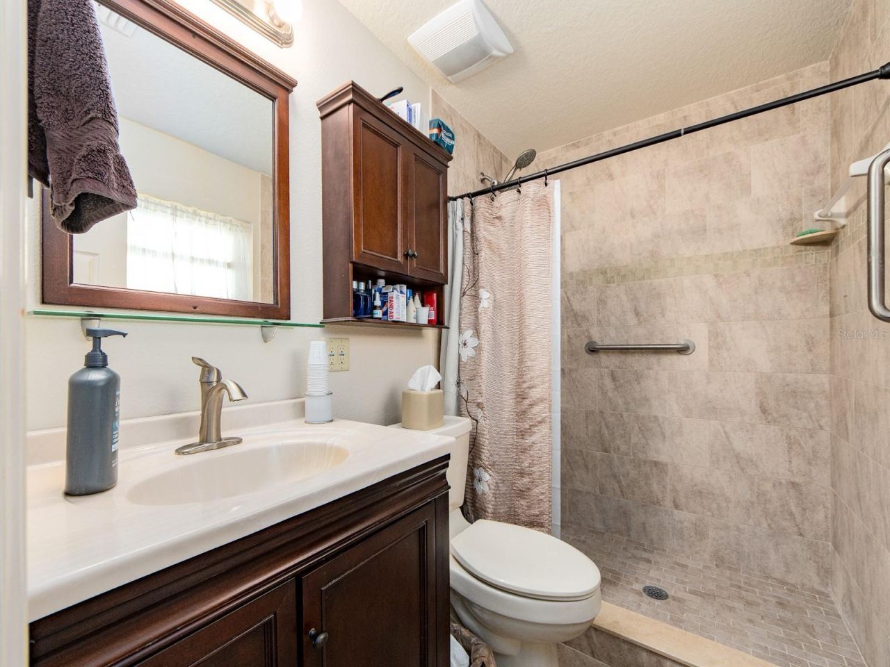 9227 143rd Street, Seminole, FL 33776 Photo