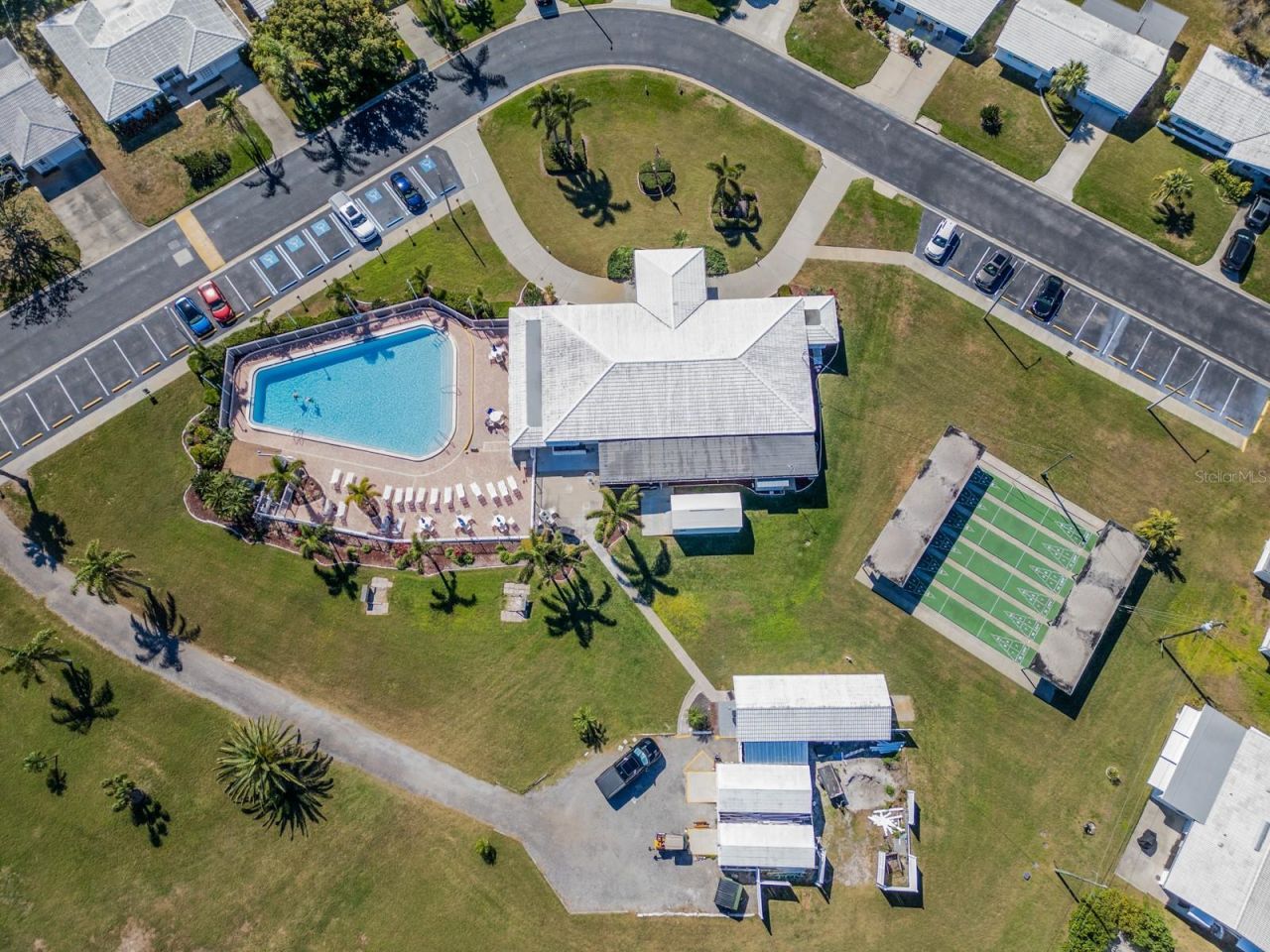 9227 143rd Street, Seminole, FL 33776 Photo