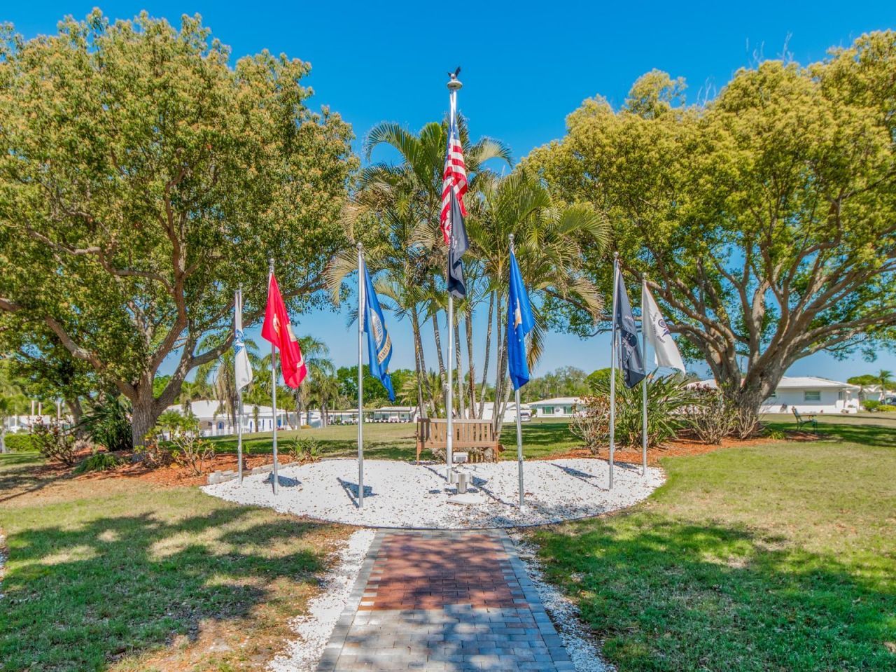 9227 143rd Street, Seminole, FL 33776 Photo